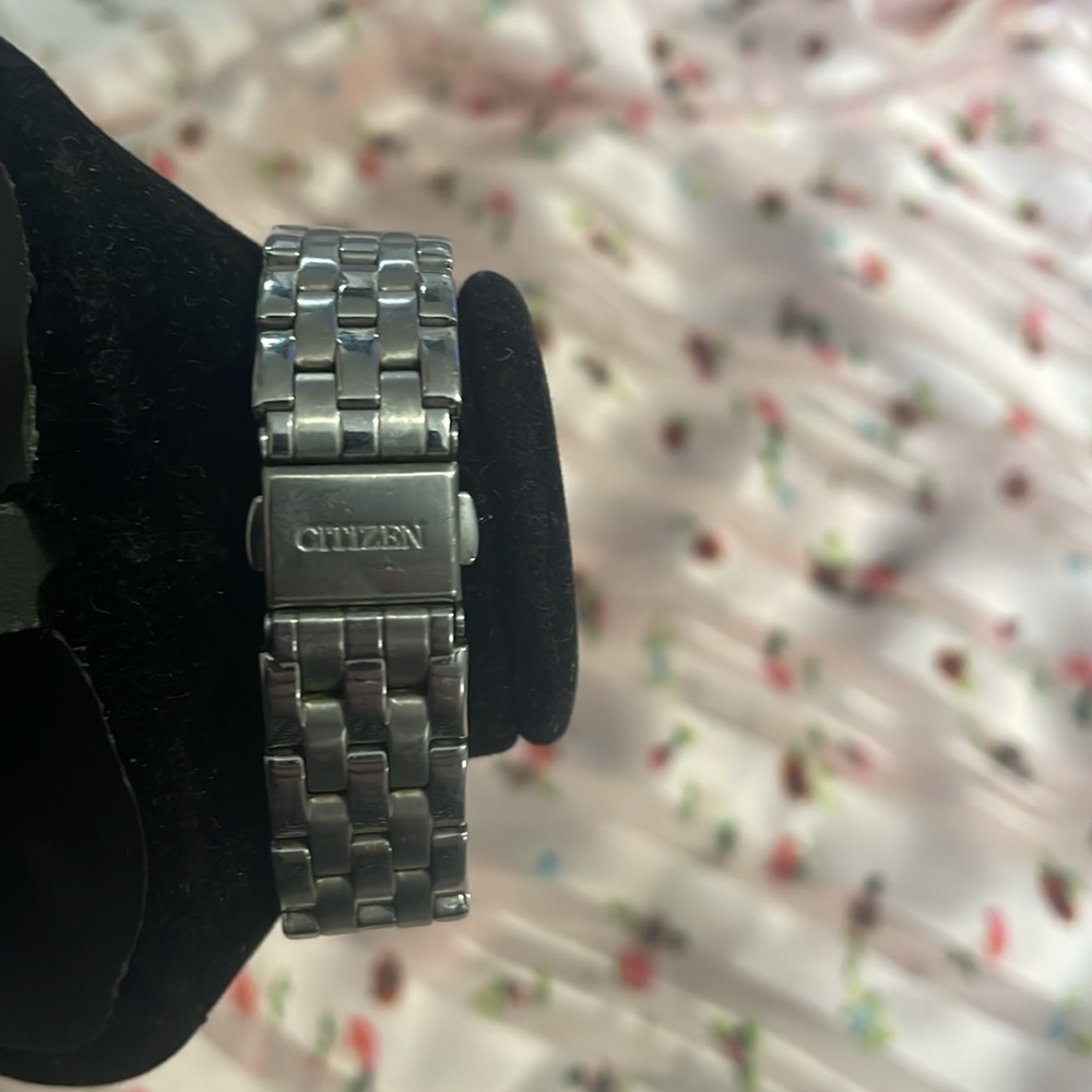 Ladies Citizen Watch - Picture 2 of 3